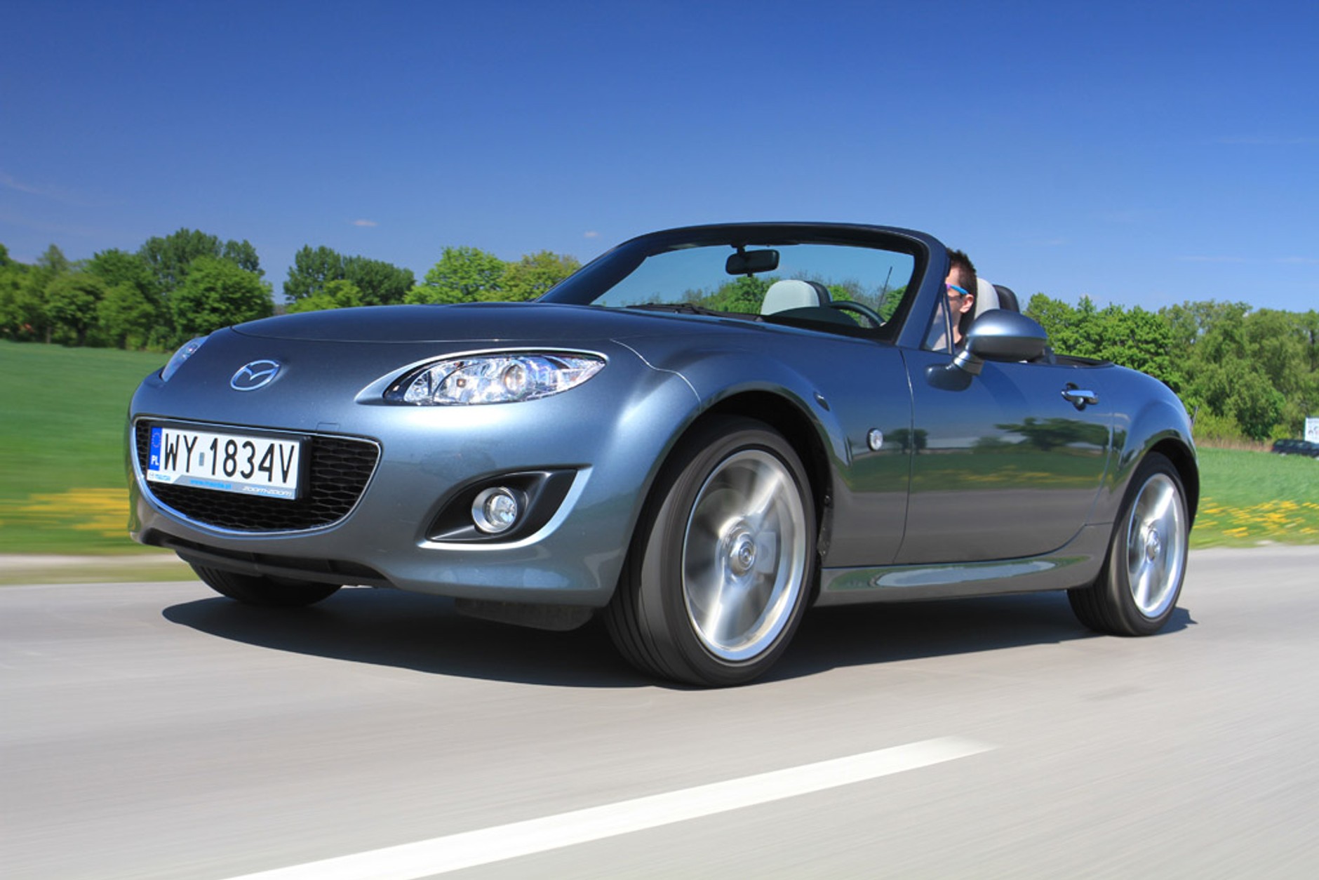 Mazda MX-5 znów z miękkim dachem