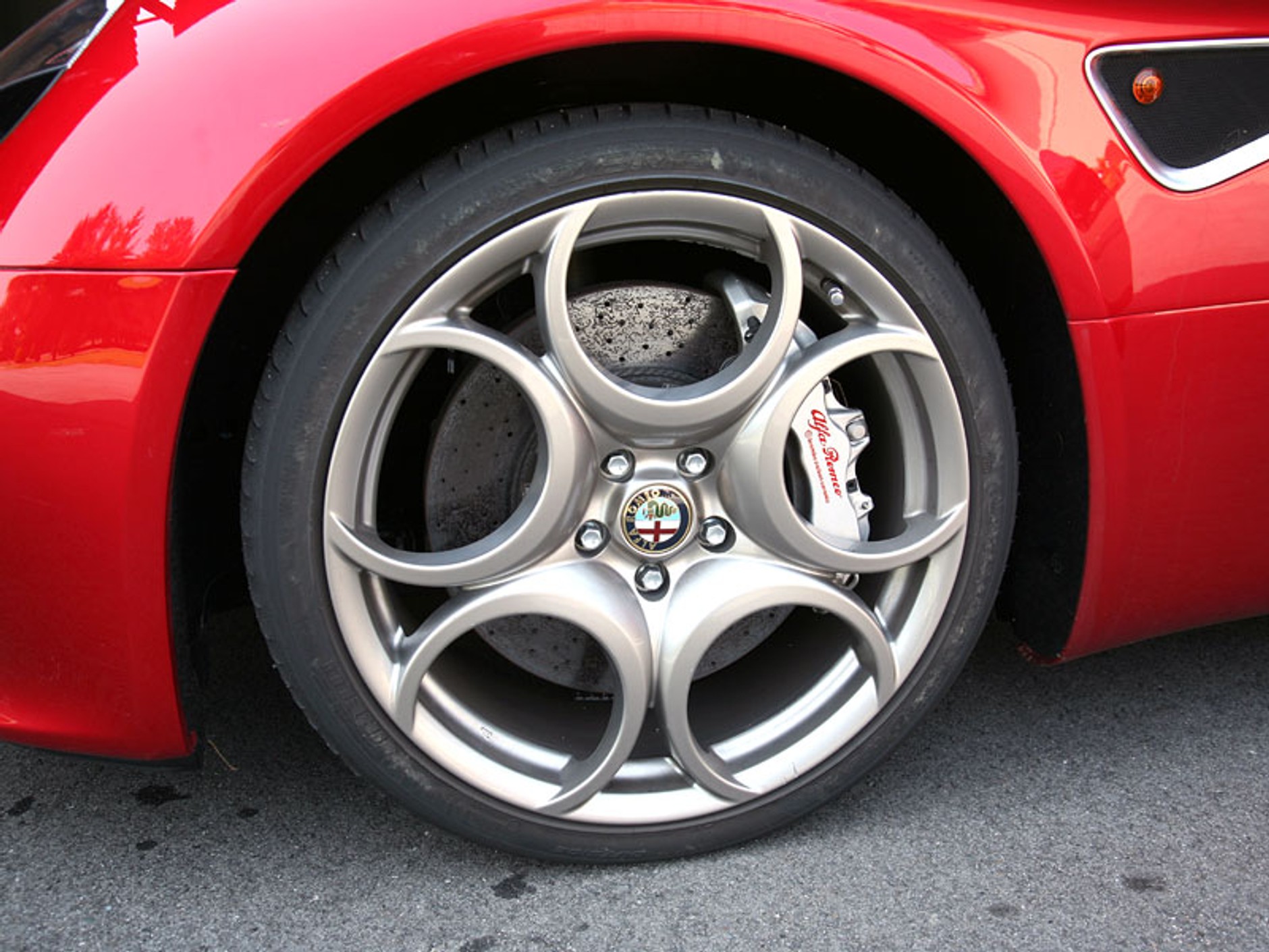 Alfa Romeo 8C Spider: pierwsze wrażenia z jazdy