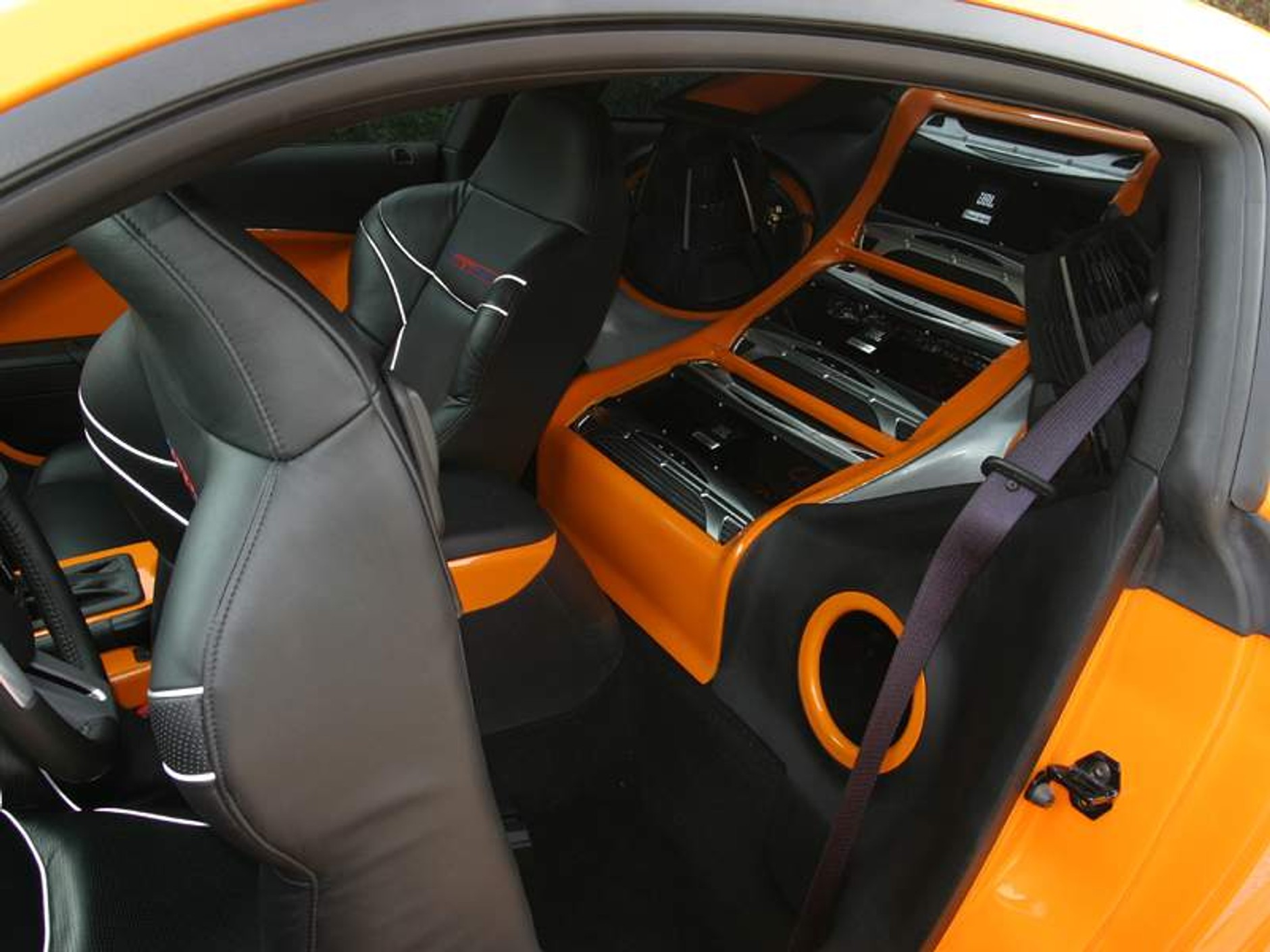 Ford Mustang GT520 GeigerCars – pomarańczowy odrzutowiec