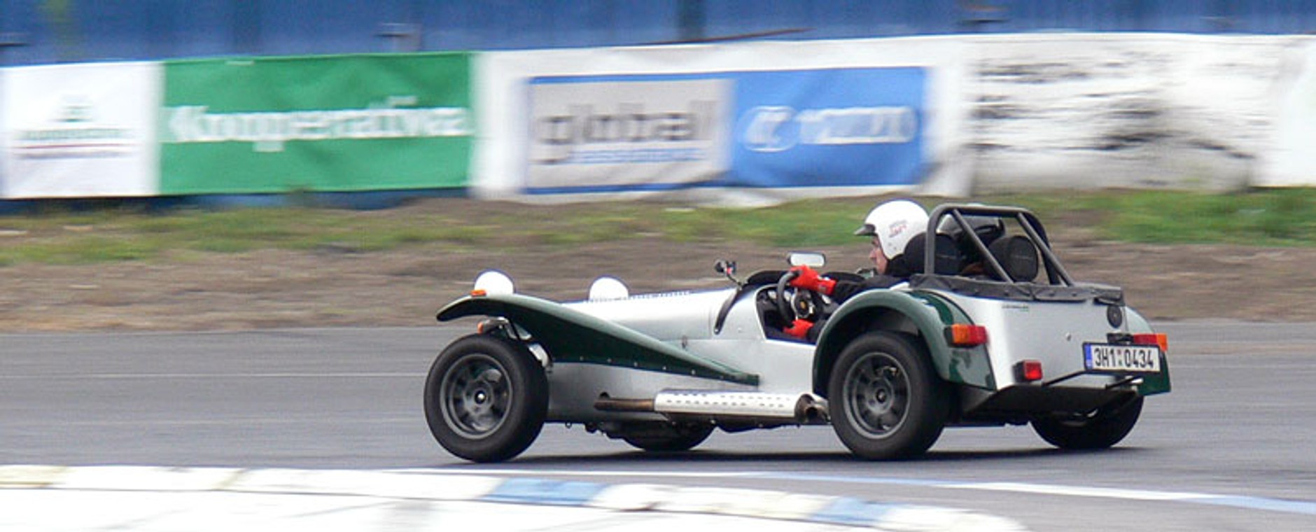 Caterham 7 Roadsport – wrażenia z jazdy