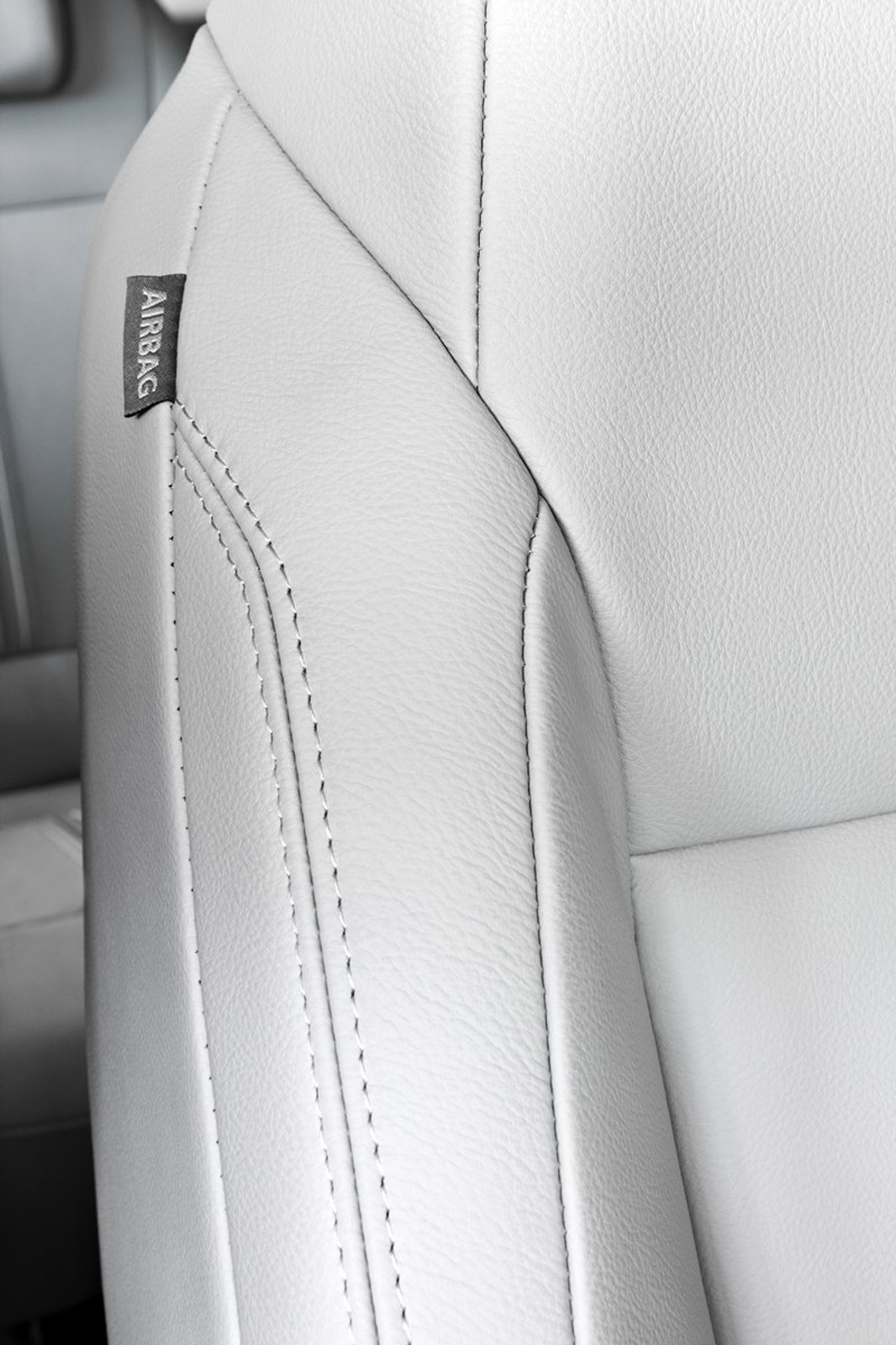 Peugeot: 5008 - duży, wygodny, nowoczesny, dla 5 lub 7 osób