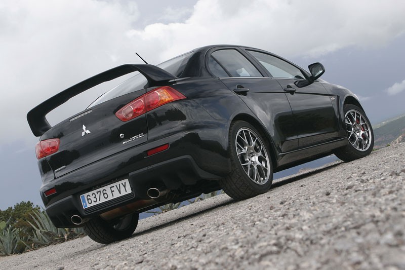 Mitsubishi: nowy Lancer Evolution MR TC - SST już w salonach w Polsce