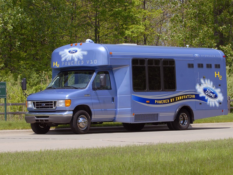 Ford dostarczył do Las Vegas dwa autobusy spalające wodór