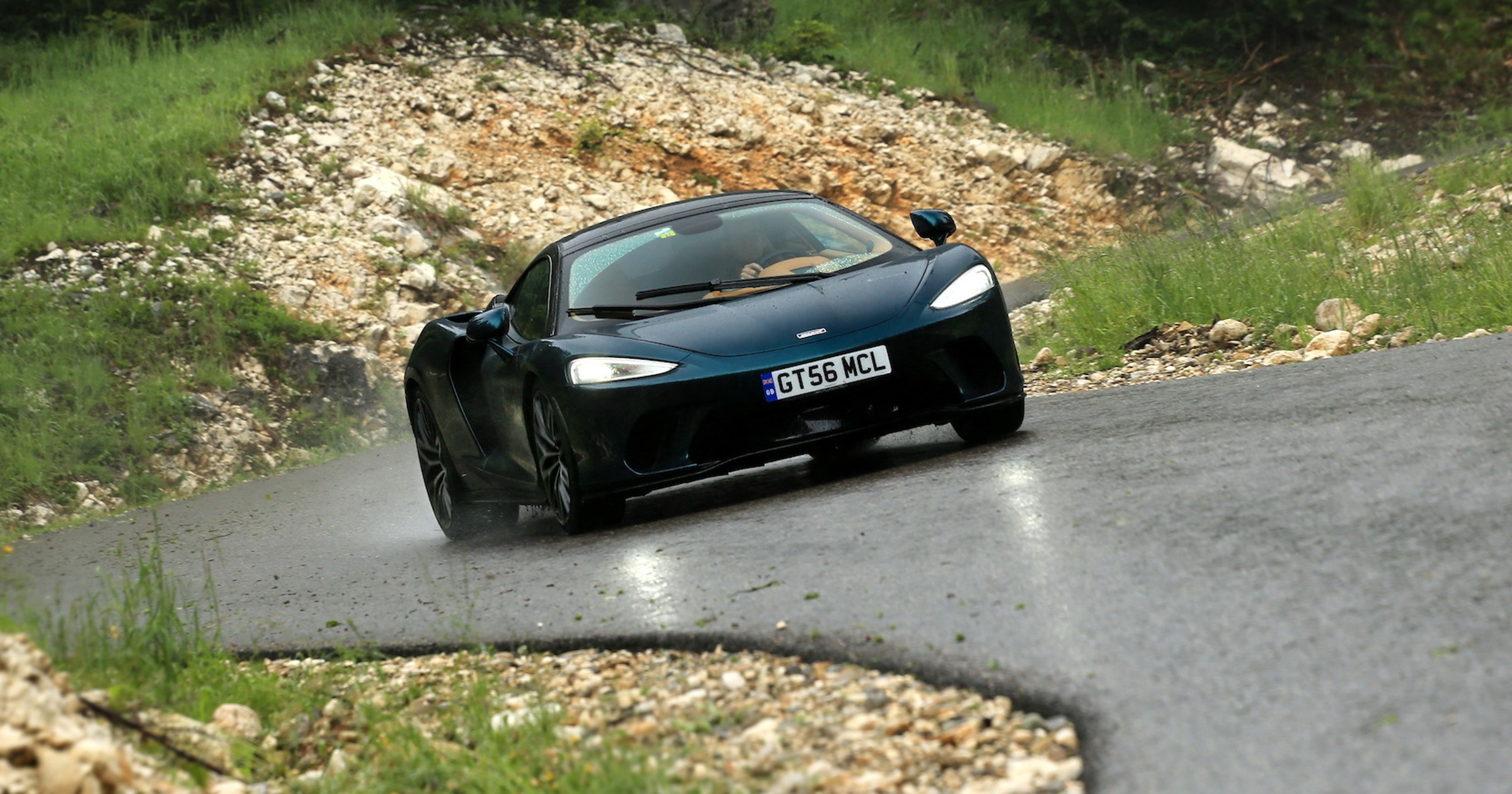 McLaren GT (2021)
