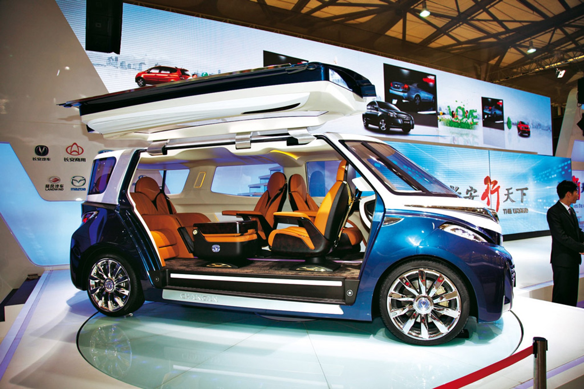 Auto Shanghai 2011: salon z podróbkami