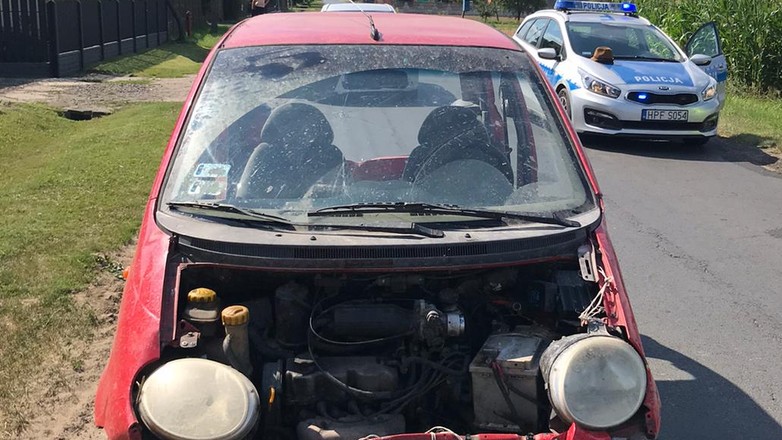 Pijany jechał zdezelowanym matizem