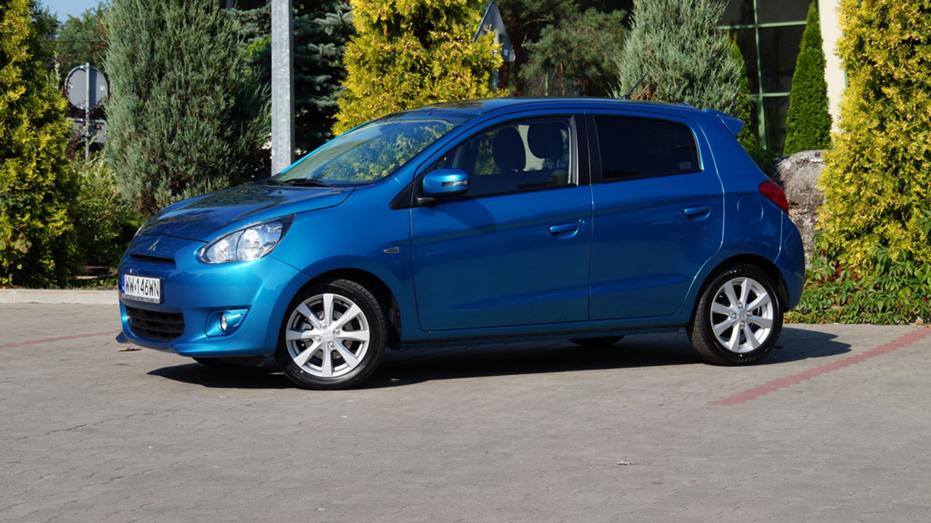 Mitsubishi Space Star - lekki, oszczędny, kompaktowy