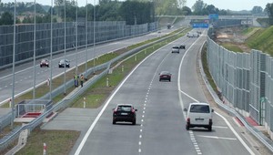 Kolejny raz kierowcy źle używają manetek, a potem trzeba wzywać lawetę