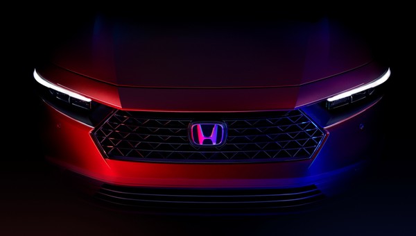 Tak wygląda nowa Honda Accord. Mamy pierwsze zdjęcia
