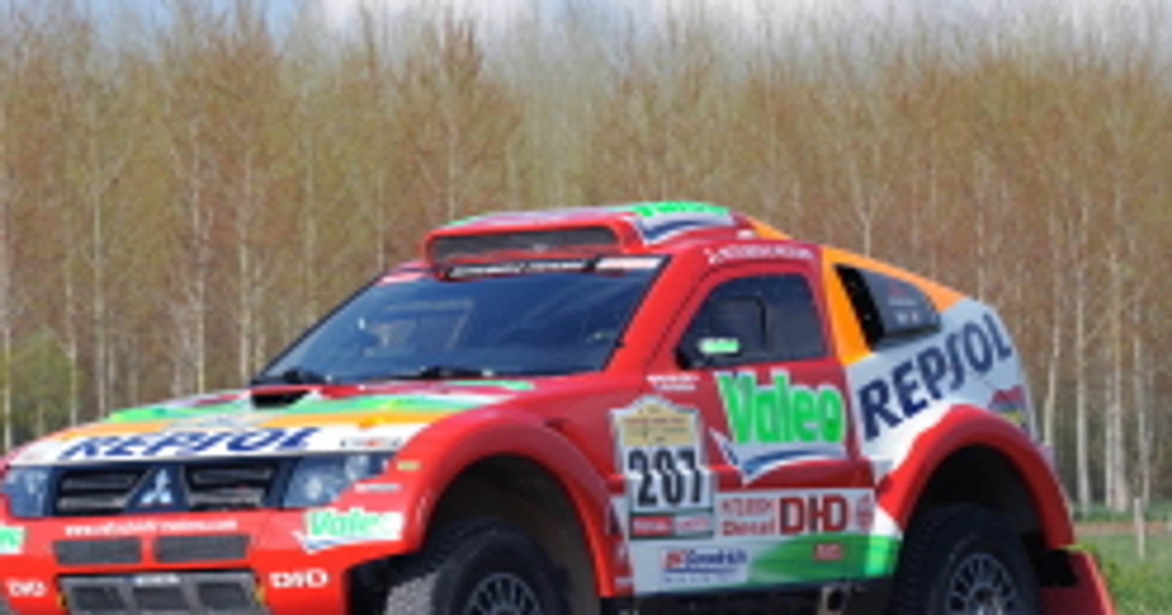Mitsubishi: Pajero Evolution z nowym silnikiem w rajdach cross-country