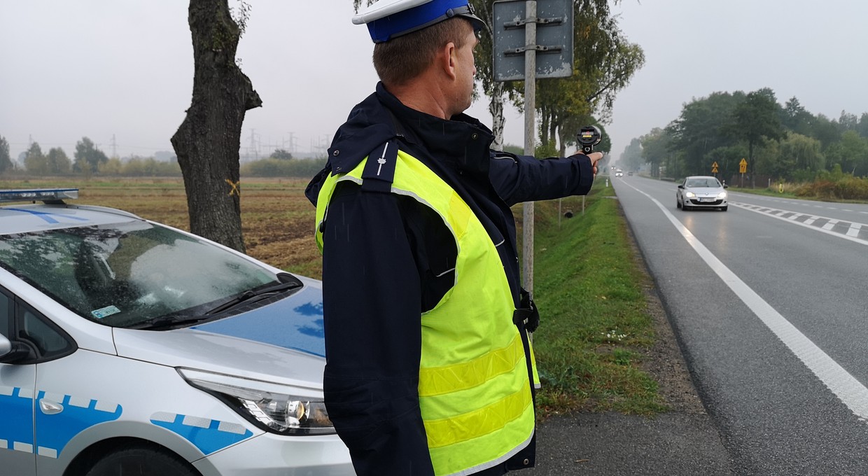 Nadużycia wobec kierowców to w Polsce norma. Przykład? Sposób karania za zbyt szybką jazdę