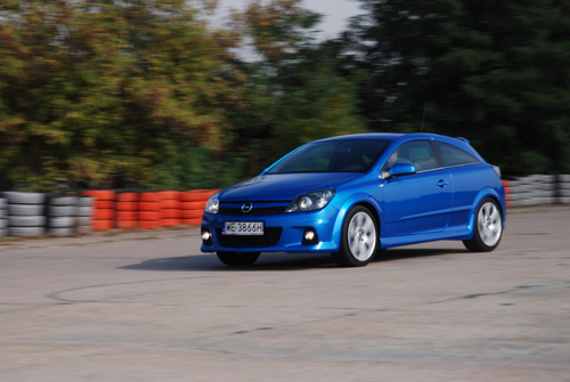 Opel Astra OPC - Wodzi na pokuszenie