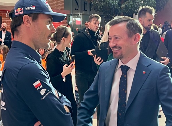 "Sport buduje wiarygodność biznesu" — Daniel Obajtek spotkał się ze sportowcami sponsorowanymi przez PKN Orlen