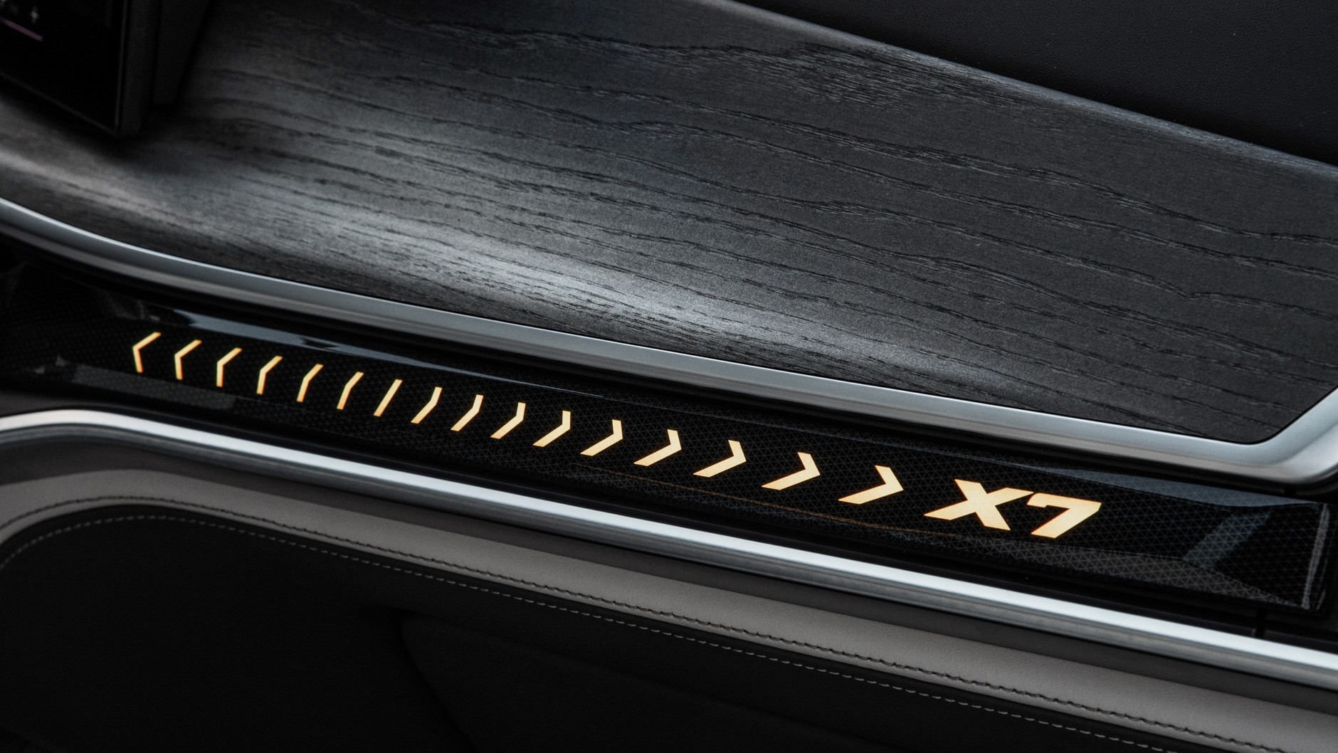 BMW X7 po face liftingu