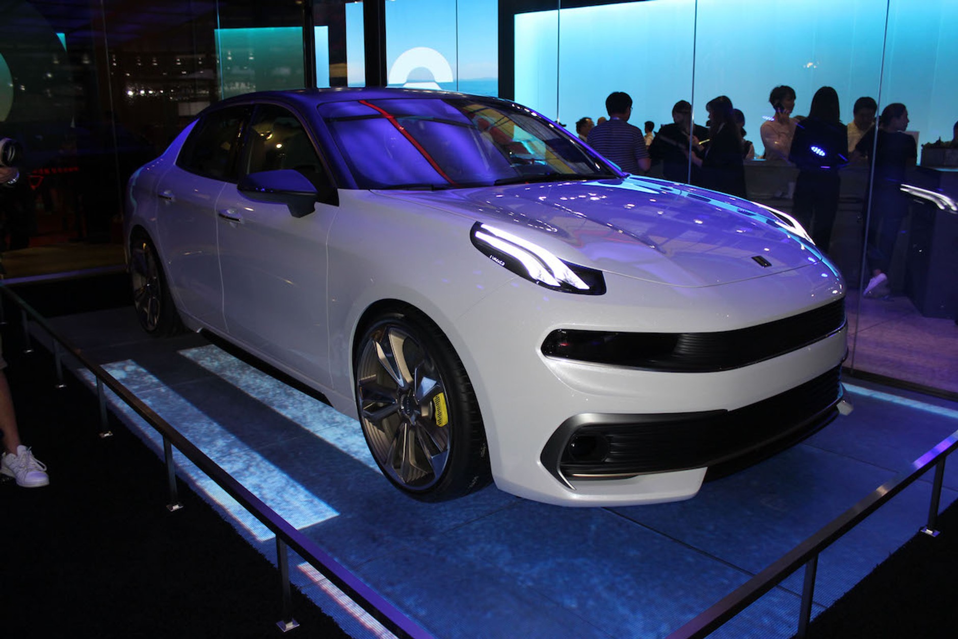 Lynk & Co 03 Concept