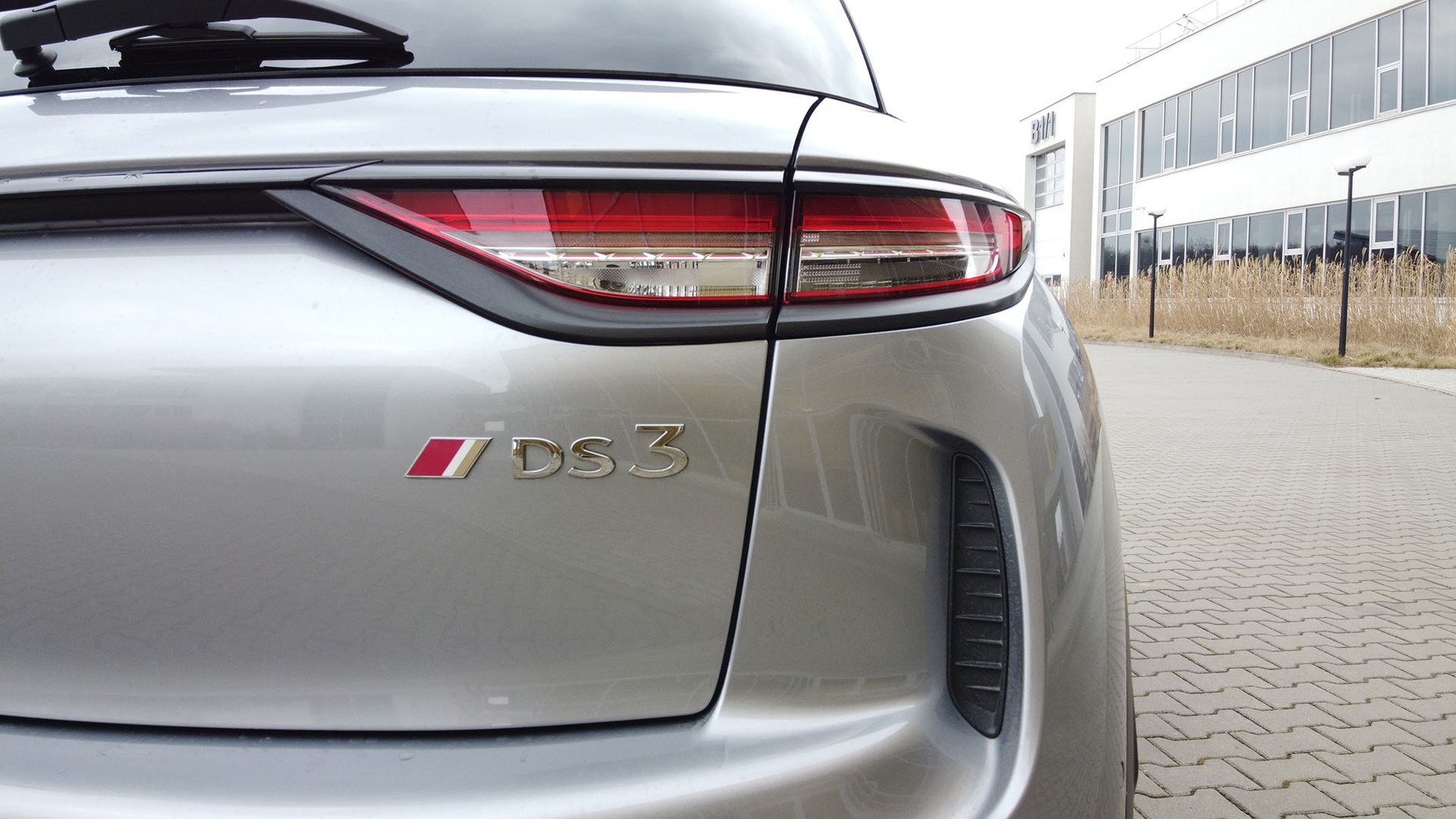 DS 3 Crossback E-tense - elektryk idealny do miasta