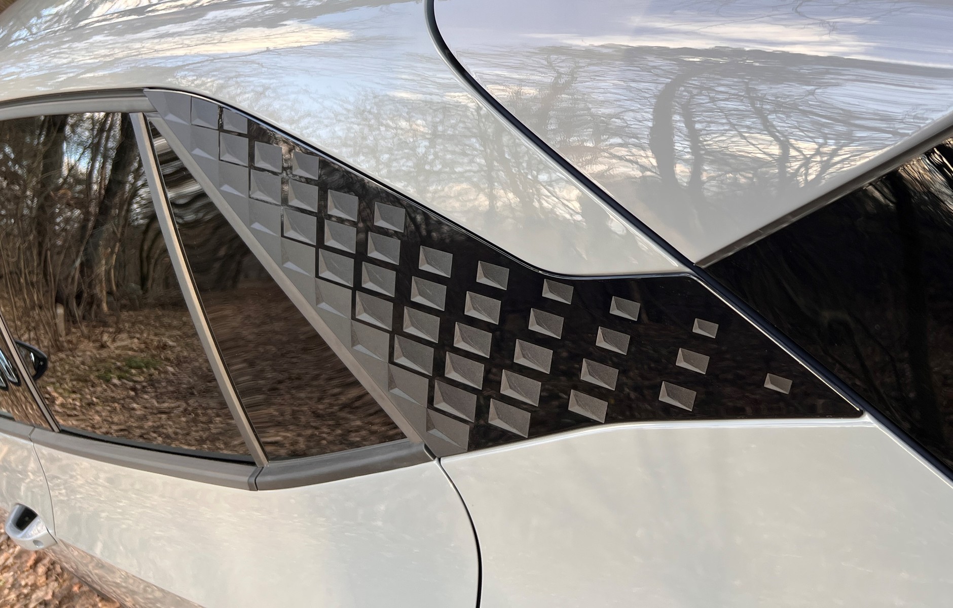 Cupra Born (wersja z akumulatorem 77 kWh i silnikiem 231 KM)