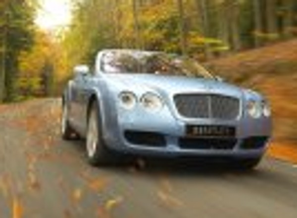 Bentley Continental GTC: Cabrio w serii