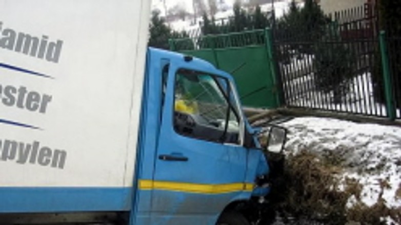 Bardzo trudne warunki na drogach - apel o rozwagę!