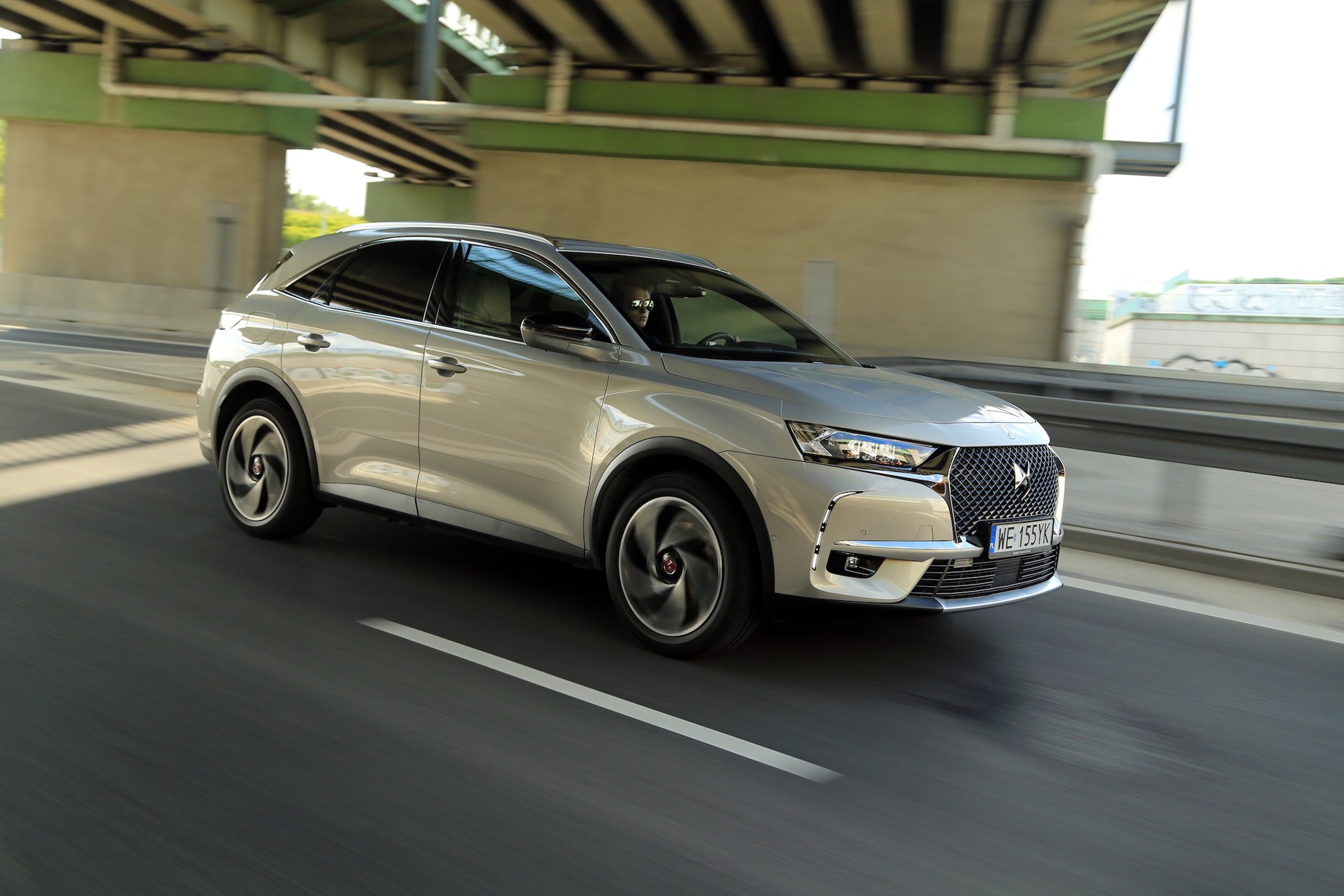 DS 7 Crossback E-Tense 4x4 – hybryda dla indywidualistów