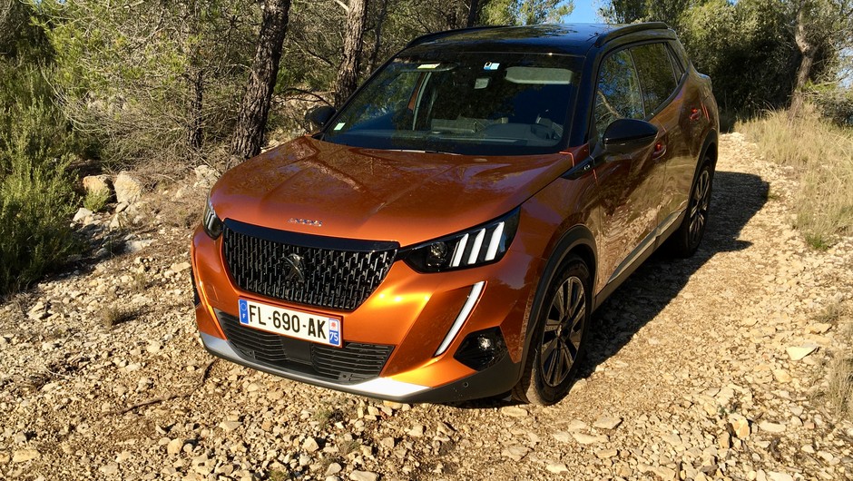 Nowy Peugeot 2008 – wersja spalinowa