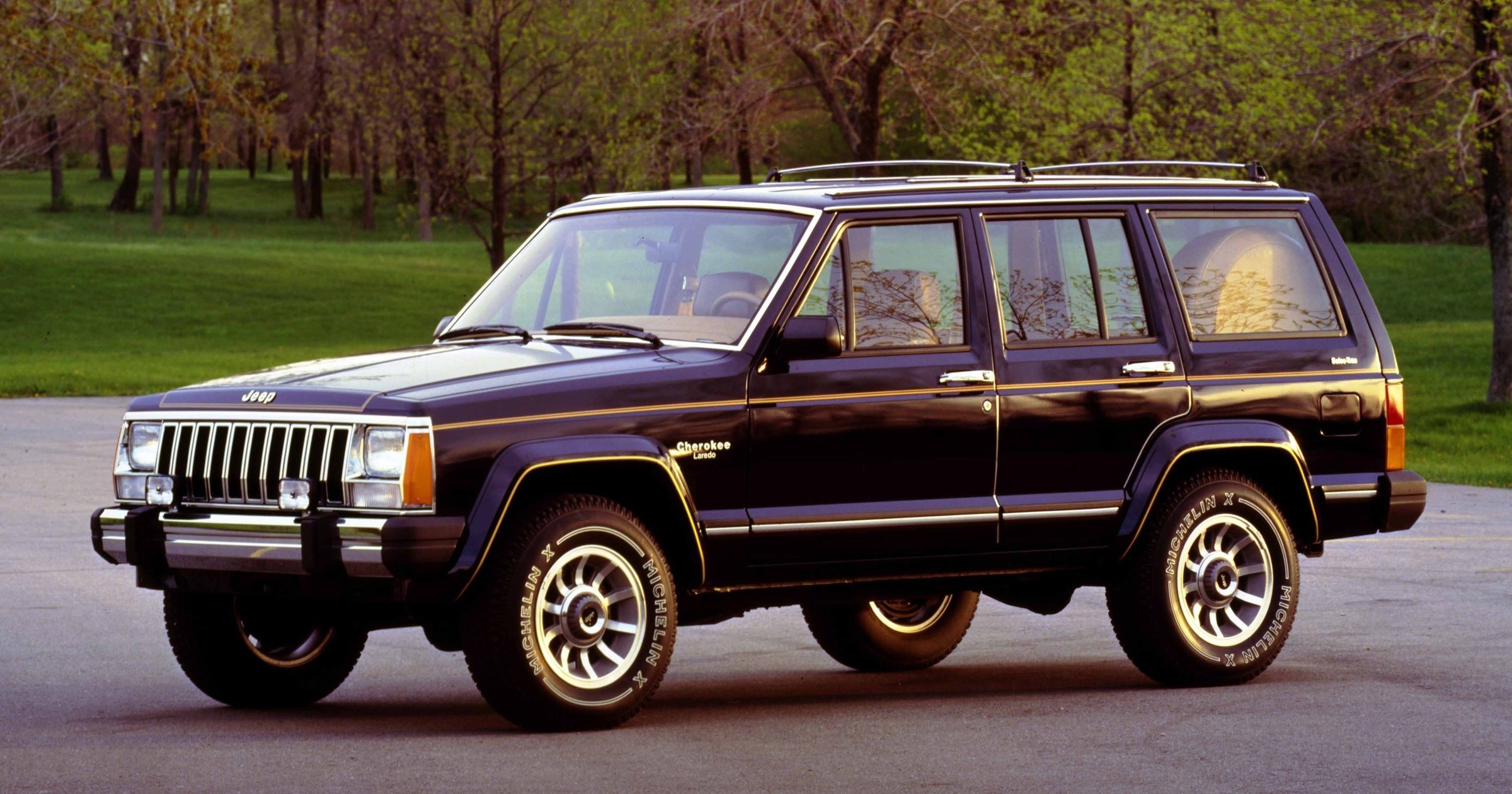 Jeep Cherokee (druga generacja; kod XJ; 1983-2001)