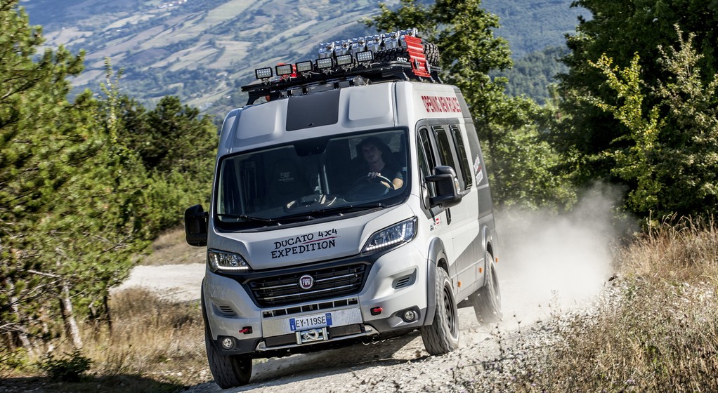150827_Fiat-Professional_Ducato-4x4-Expedition_01