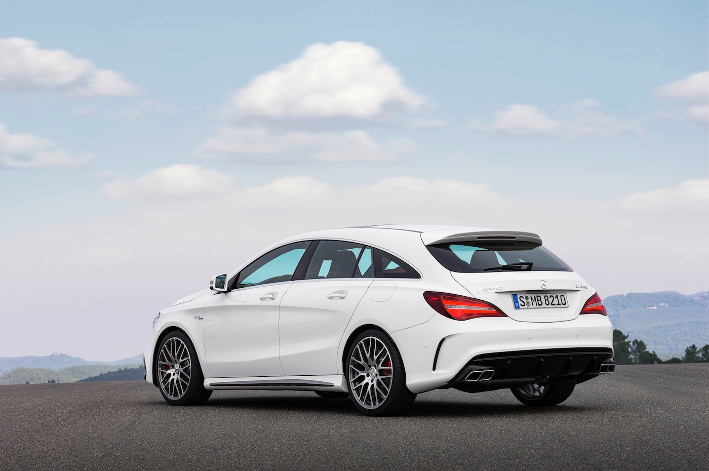 Mercedes-AMG CLA 45 Shooting Brake po liftingu