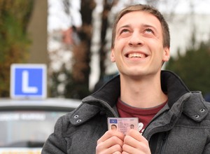 Prawo jazdy będzie dostępne dla 17-latków. Przepisy są gotowe