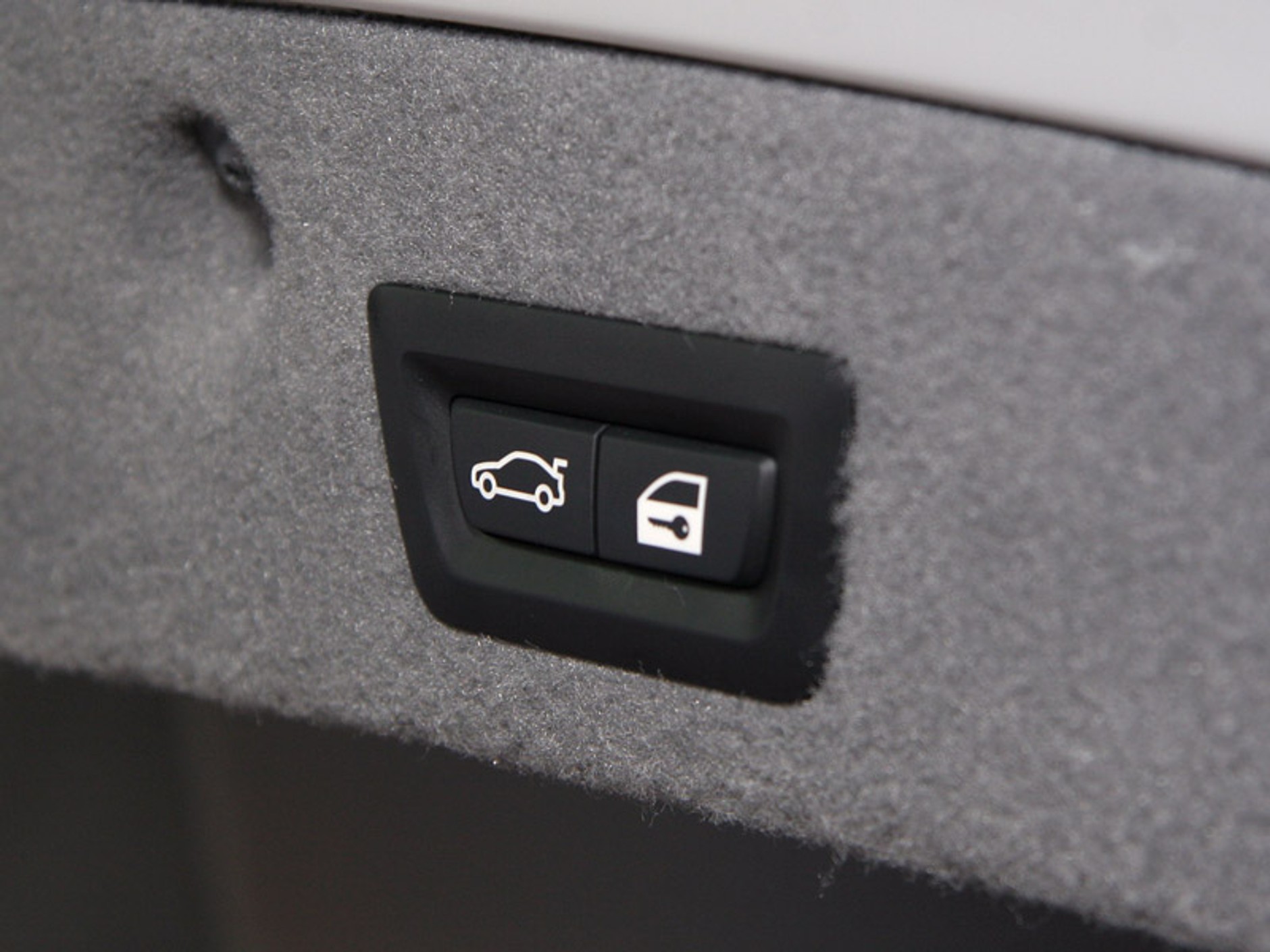 Paryż 2008: BMW serii 7 – pierwsze wrażenia