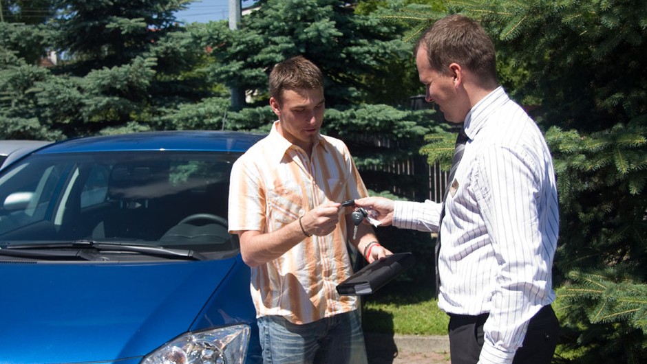 Chcesz kupić nowe auto – musisz być cierpliwy