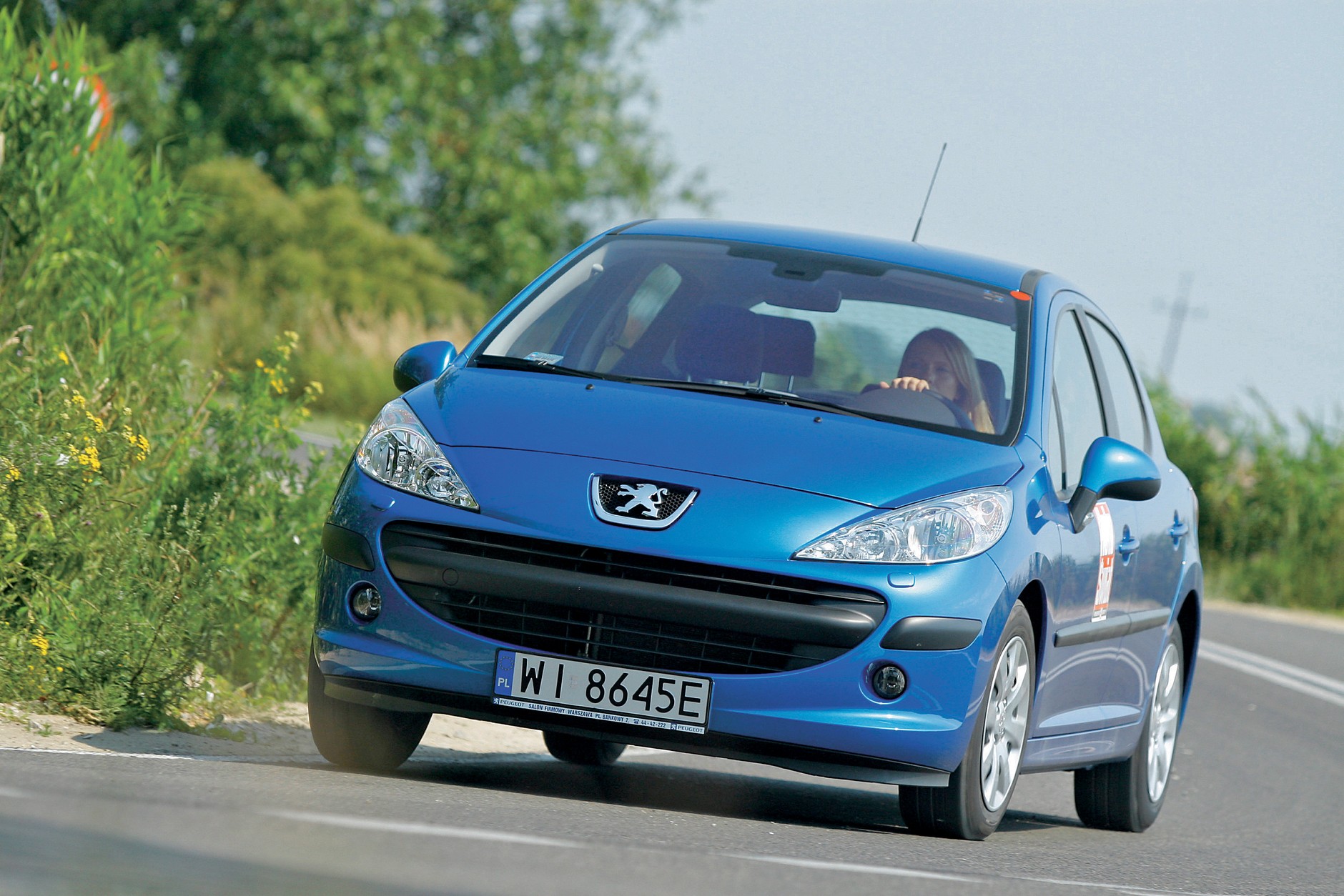 PEUGEOT 207