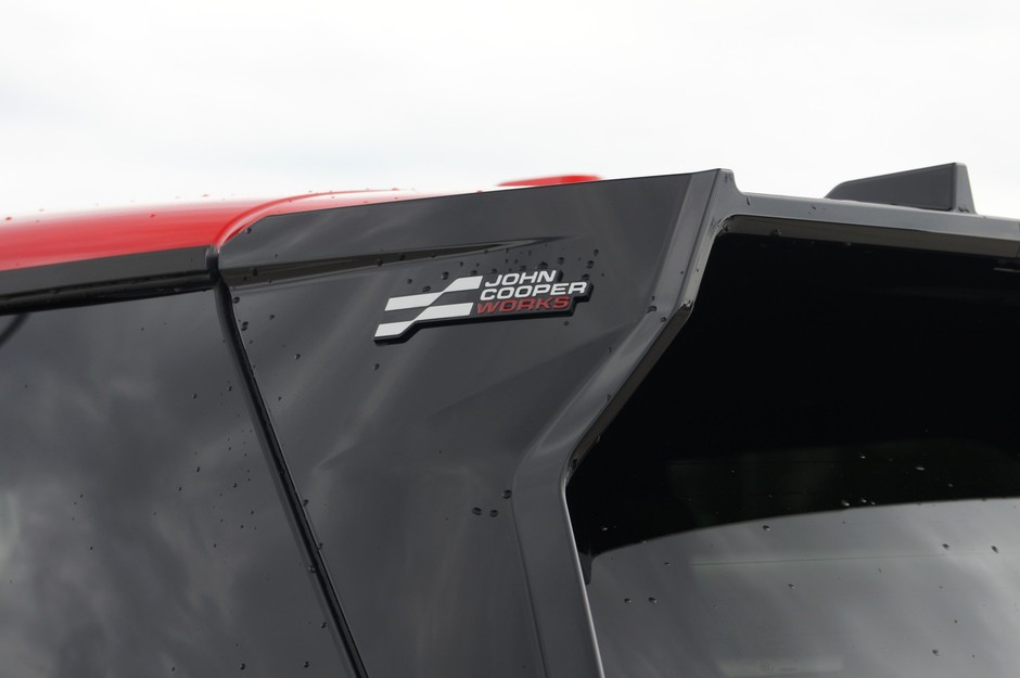 Mini John Cooper Works E (JCW)