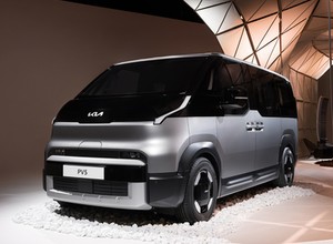 Kia z rozmachem wkracza na rynek użytkowych elektryków. Polskie ceny modelu PV5