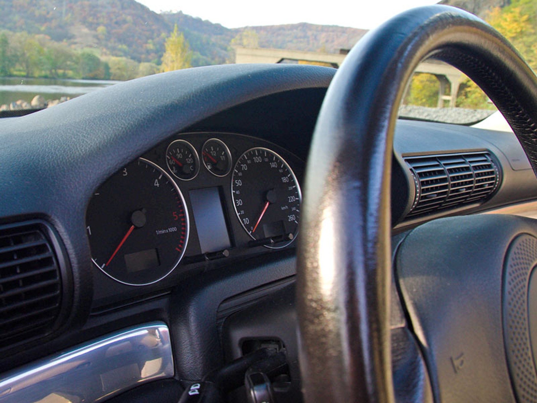 Garaż tunera: Audi A4 – dama w czerni