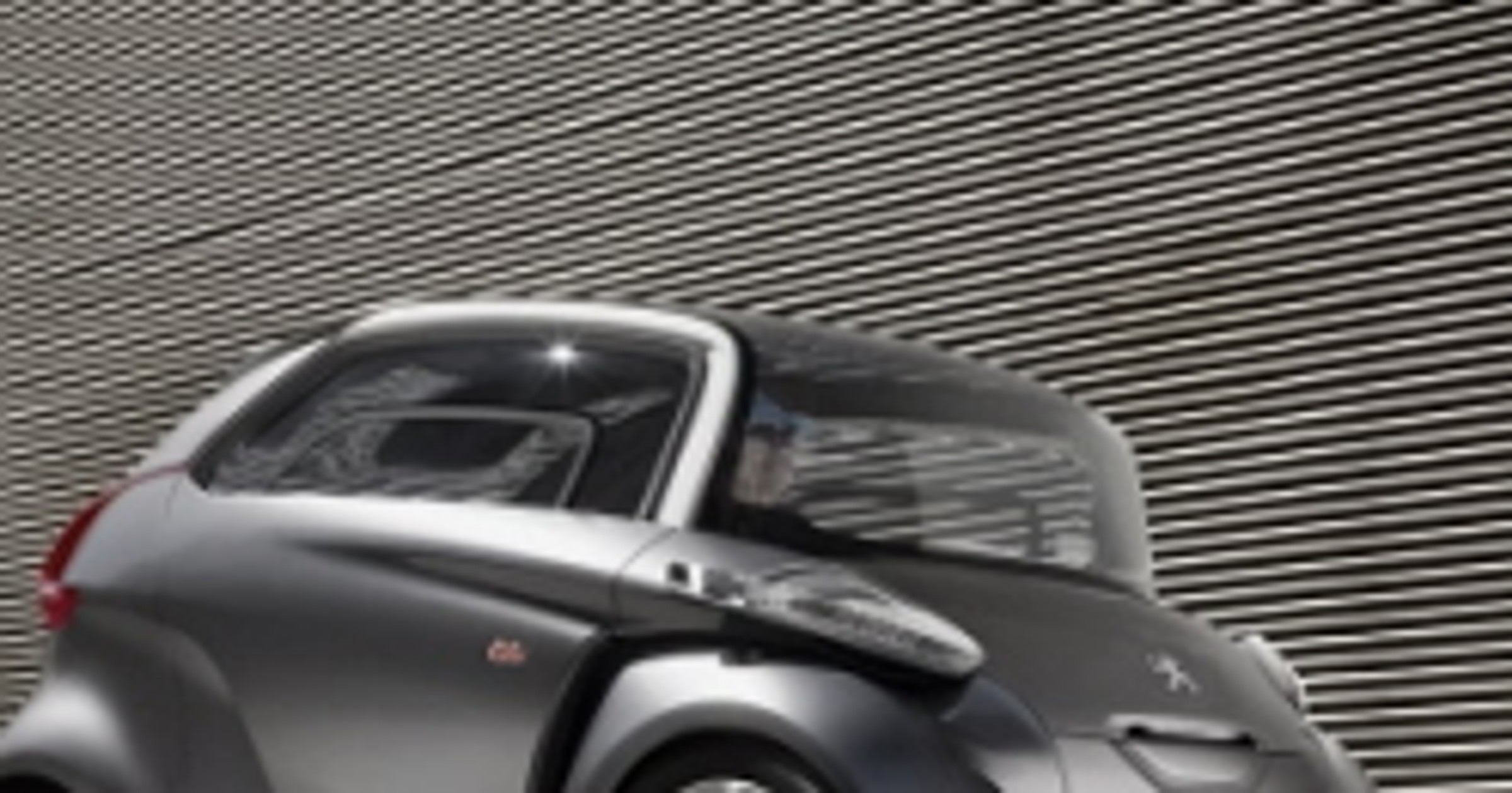 IAA Frankfurt 2009: Peugeot - HYbrid4, 5008, RCZ i zaskakująca prezentacja BB1