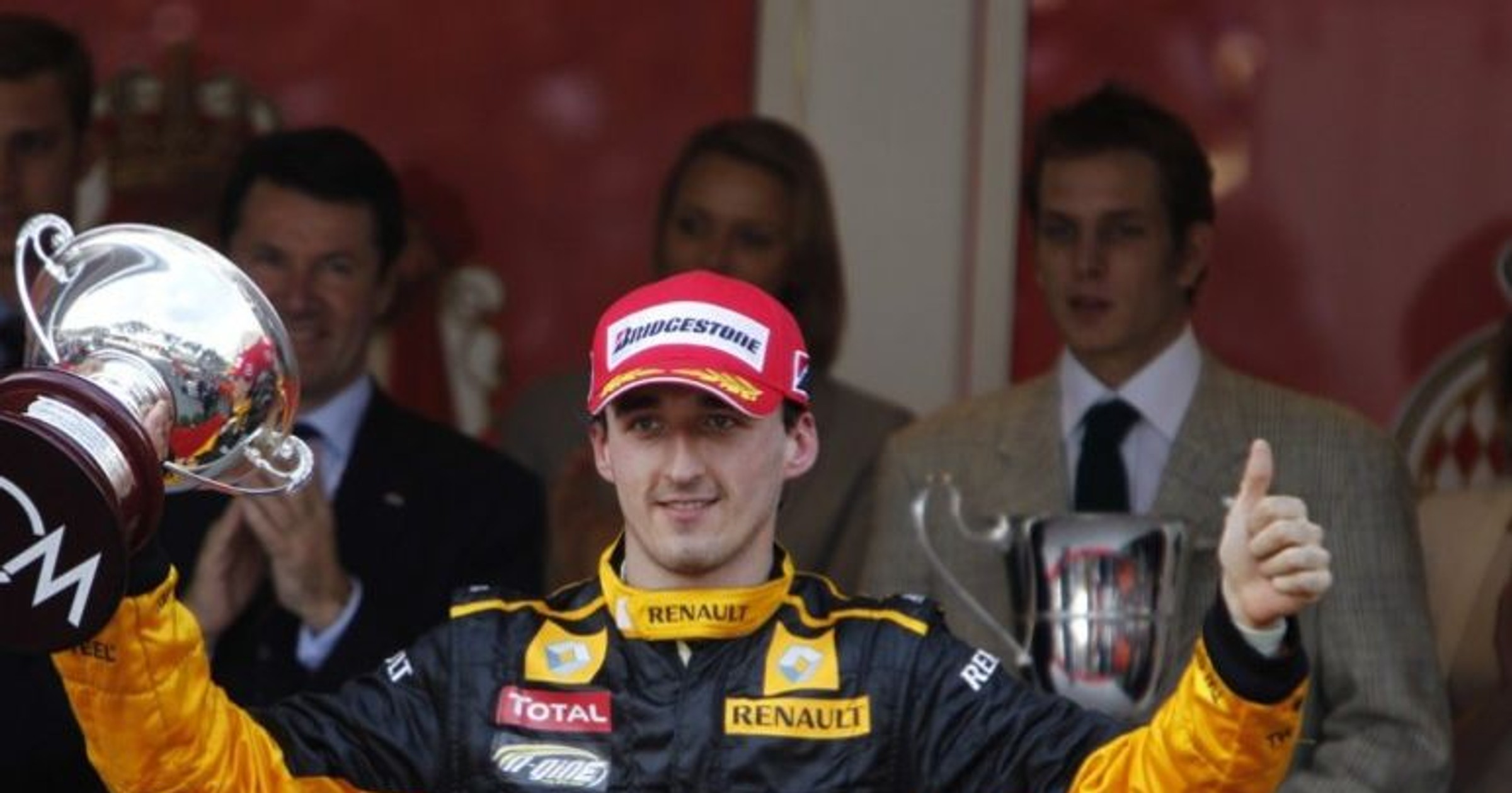Już wiemy jak długo Kubica pozostanie w zespole Renault?