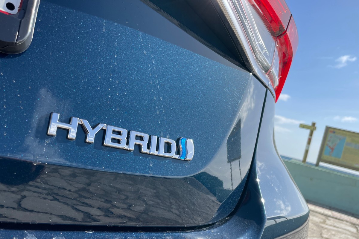 Nasze TOP 10 nowych hybryd. Każda z nich jest dobra i oszczędna. Nie tylko Toyoty