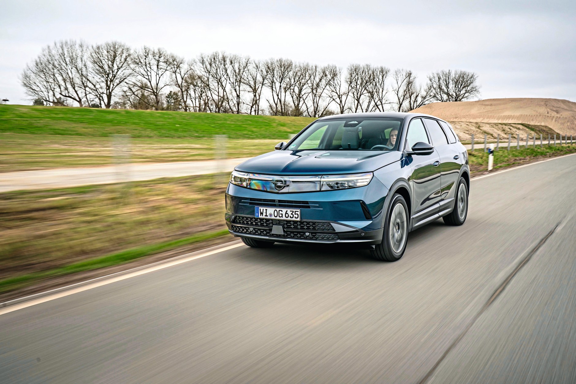 Opel Grandland Hybrid 