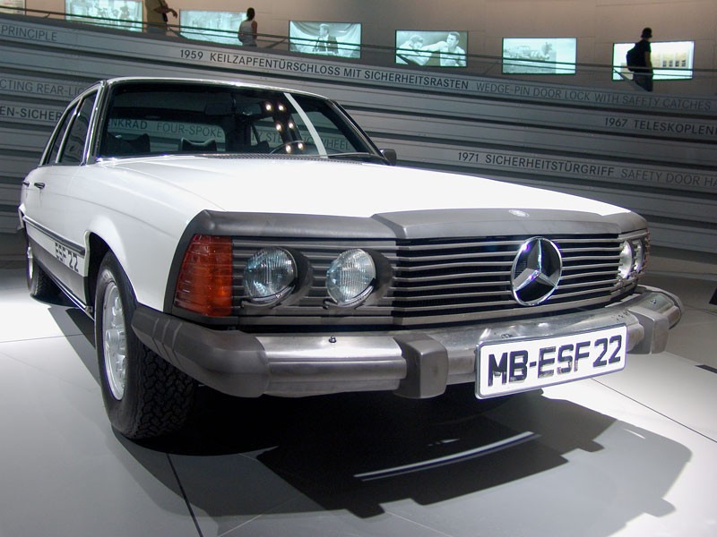 Mercedes-Benz Muzeum: 120 lat historii na 9 piętrach - 1. część (galeria)