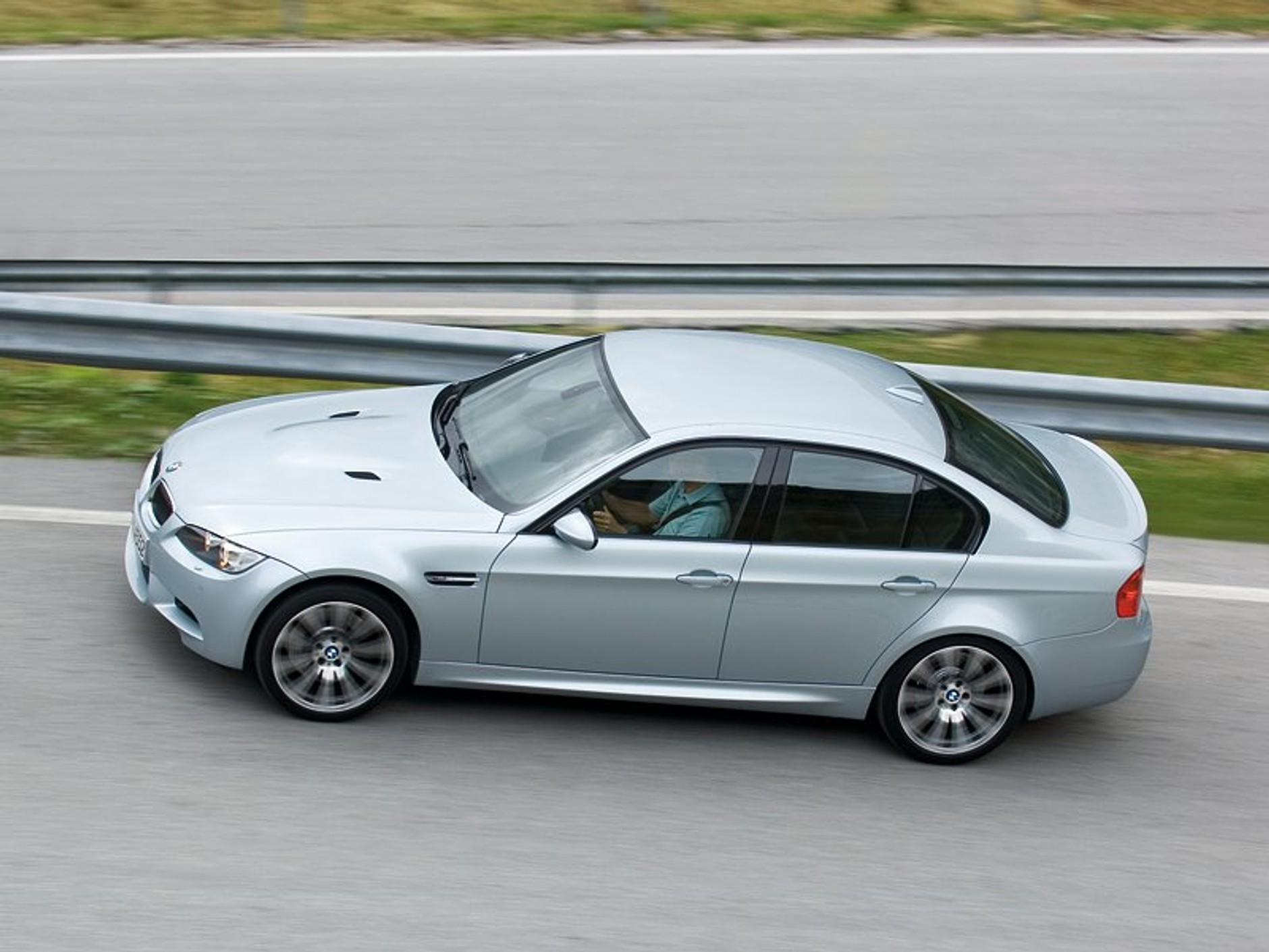 BMW: sportowe M3 Limuzyna dla pięciu osób