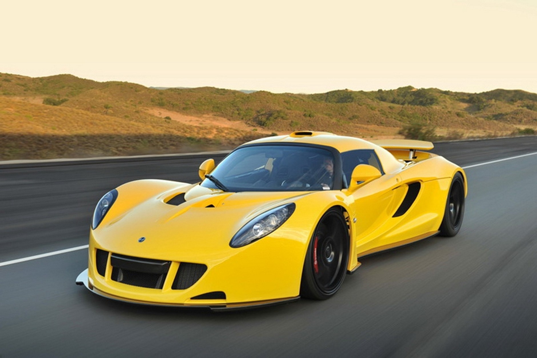 Hennessey Venom GT pokazuje swoje 1200 koni