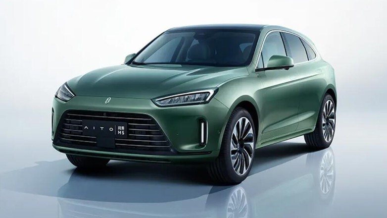 Aito M5, czyli hybrydowy SUV od Huaweia i Seresa