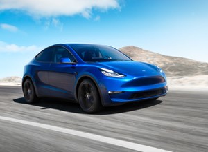 Tesla Model Y - Elon Musk znów w centrum uwagi