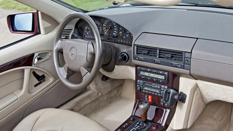 Mercedes R129