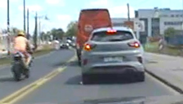 Motocyklista uciekał przed policją na ulicach Bydgoszczy [Nagranie]