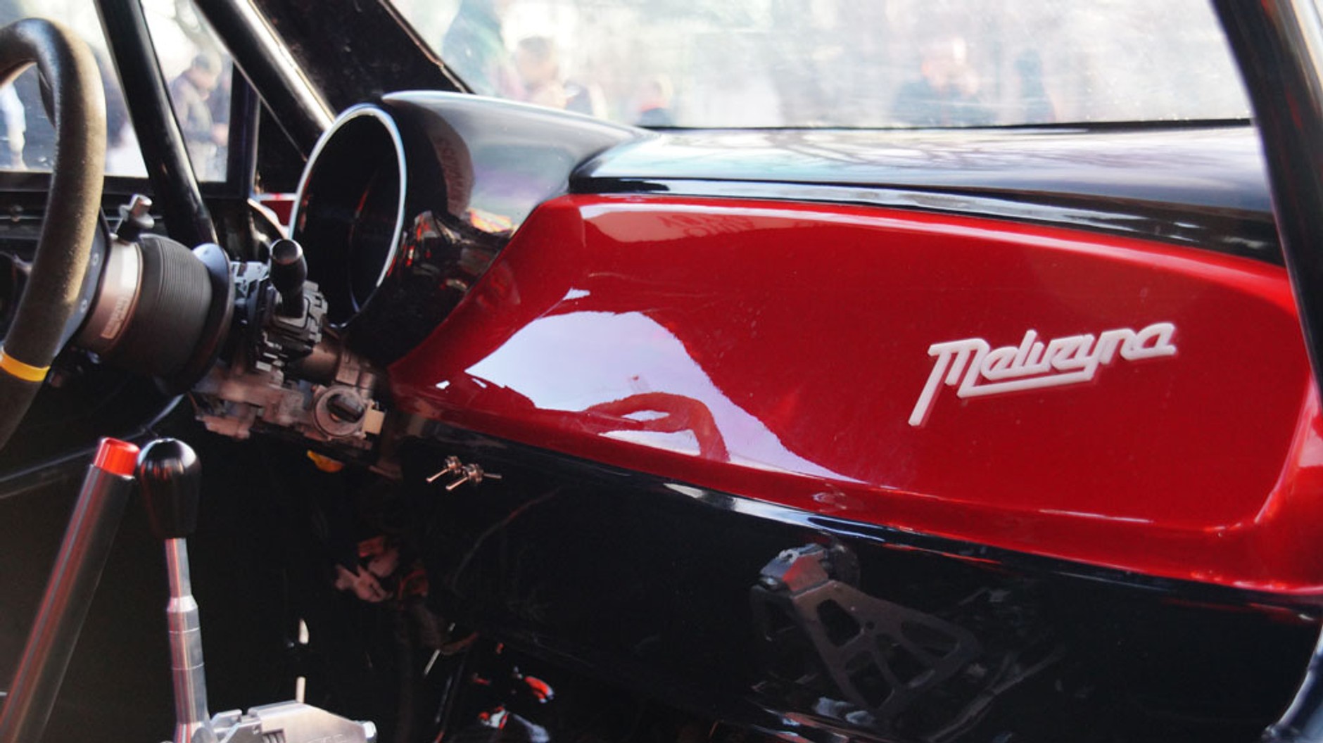 Syrena Meluzyna R zadebiutuje na Karowej | Galeria | Wideo |