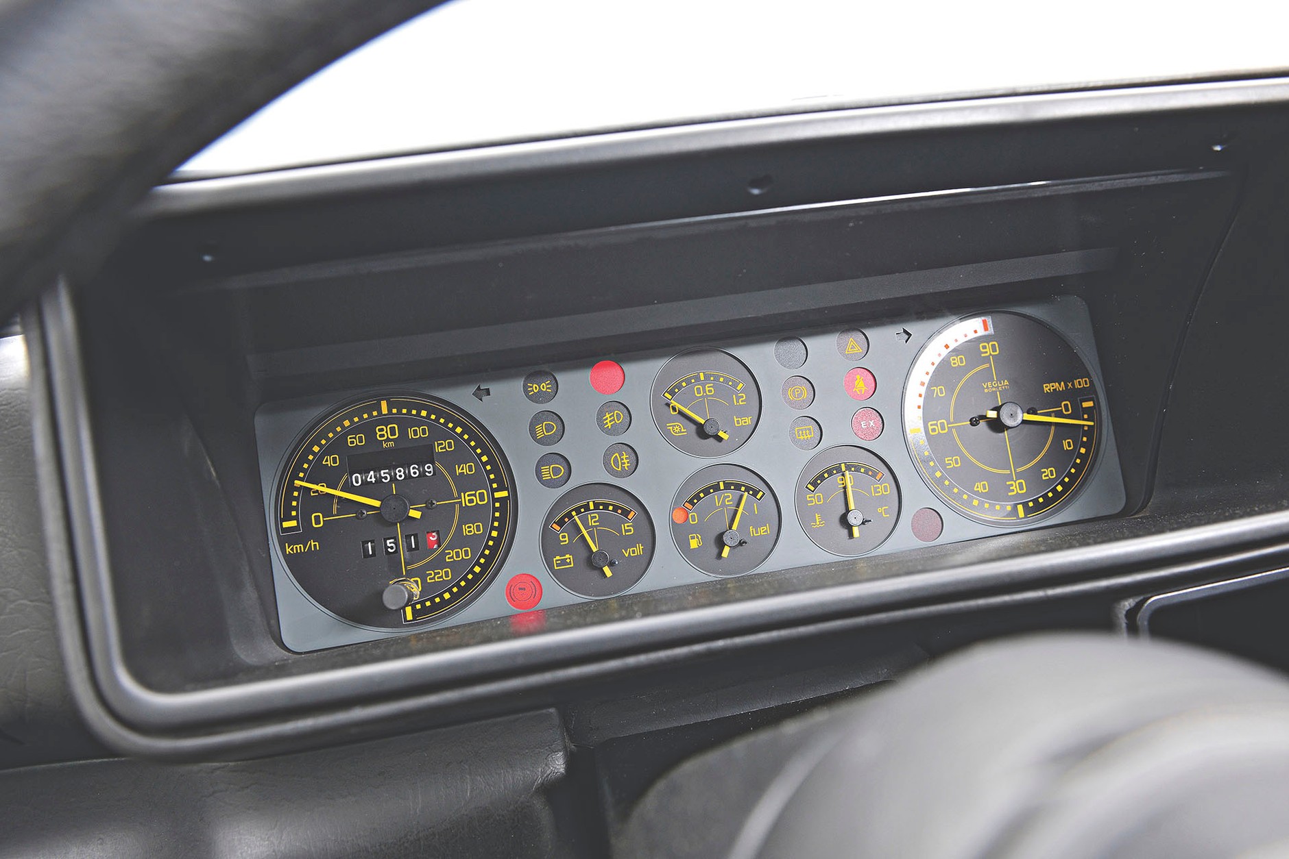 Lancia Delta HF Integrale 16V - tańcząca ze słoniem