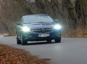 Opel Insignia - jeździ lepiej, niż się spodziewasz