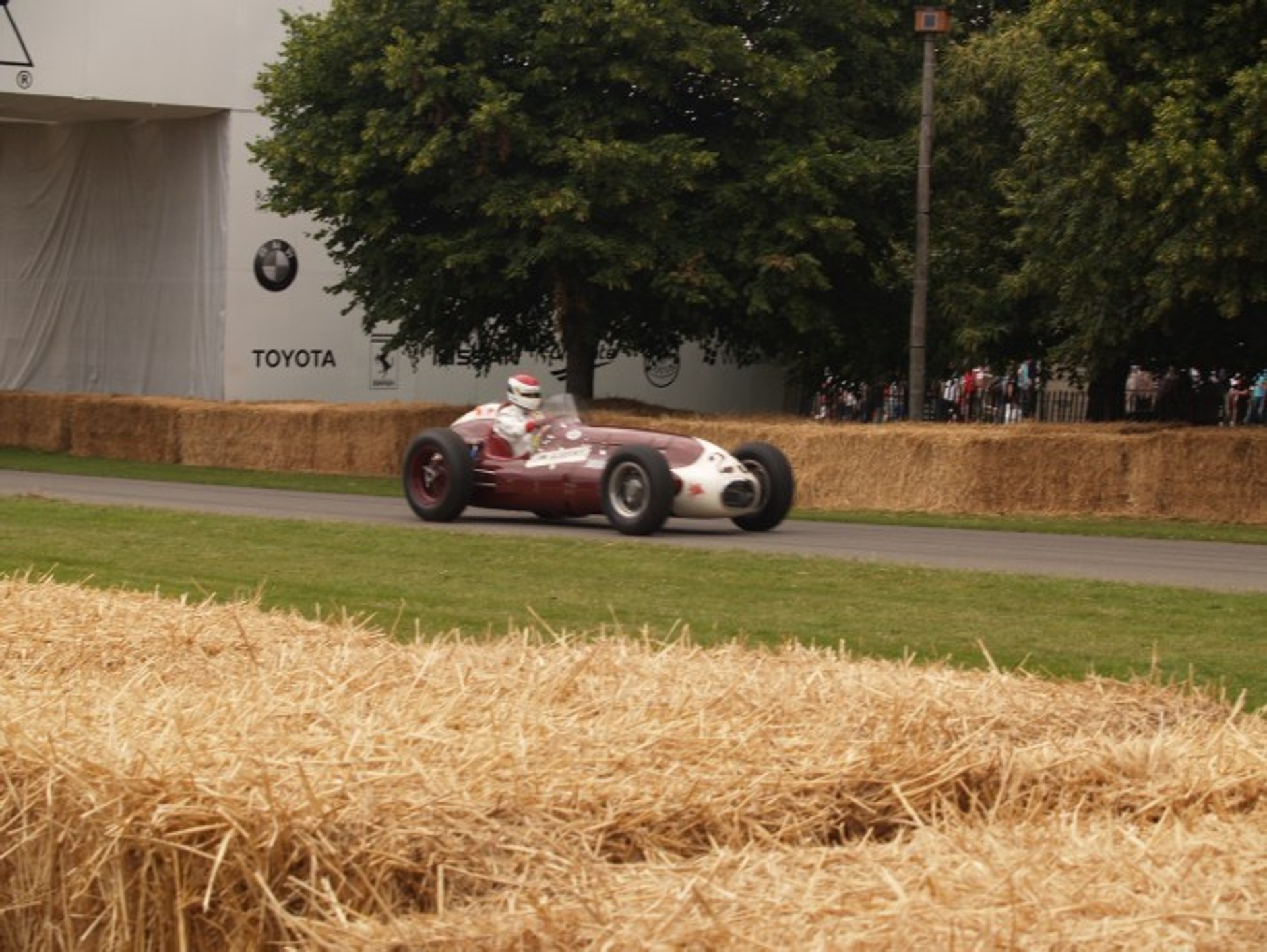 2011 Goodwood Festival of Speed: wielki piknik u lorda w Goodwood
